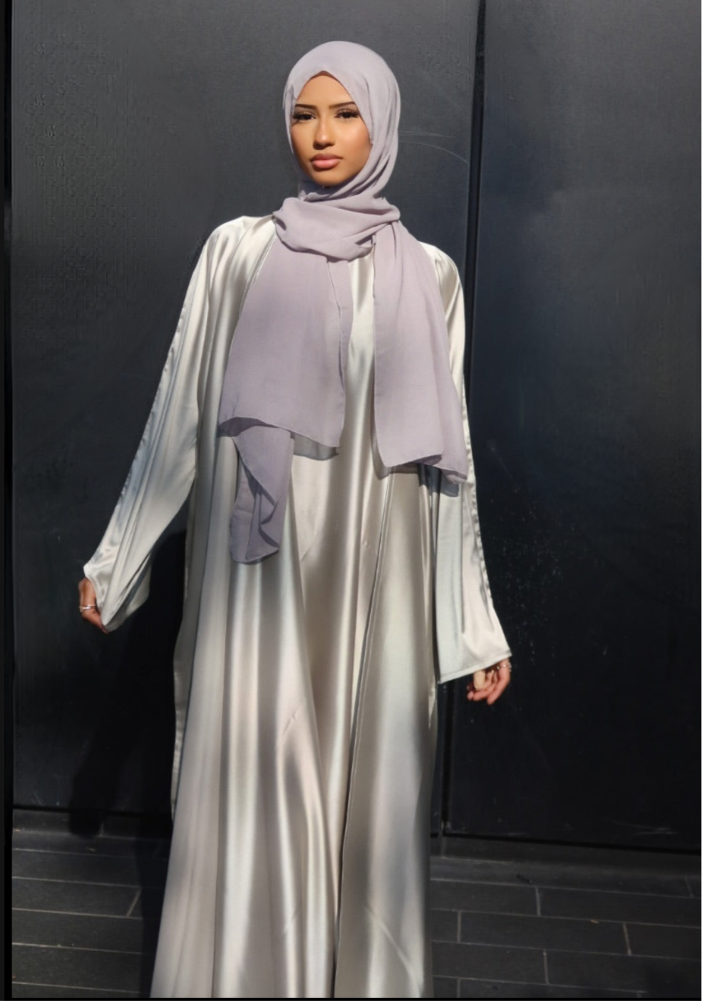 LAYAN ABAYA 'PISTACHIO'