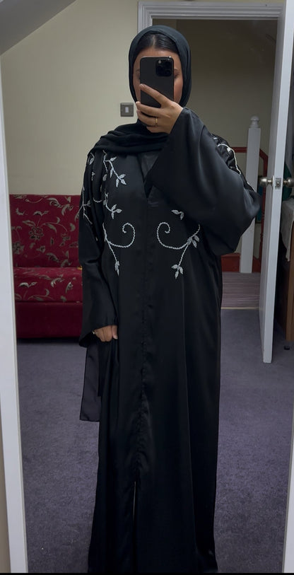 BLACK ABAYA WITH WHITE EMBELLISHMENTS