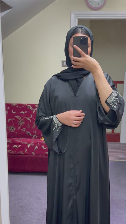BLACK ABAYA WITH SLIT SLEEVES EMBELLISHMENTS